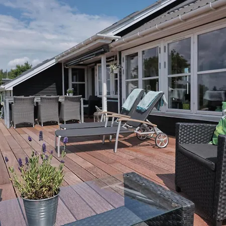 In With 5 Bedrooms And Internet Vakantiehuis *