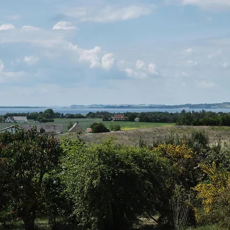 In With 5 Bedrooms And Internet Ebeltoft